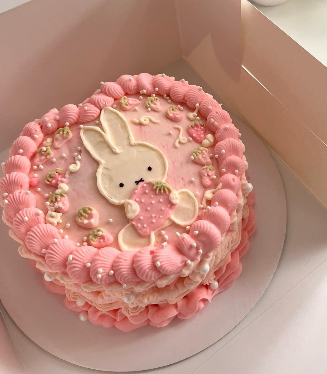 miffy strawberry heart cake
