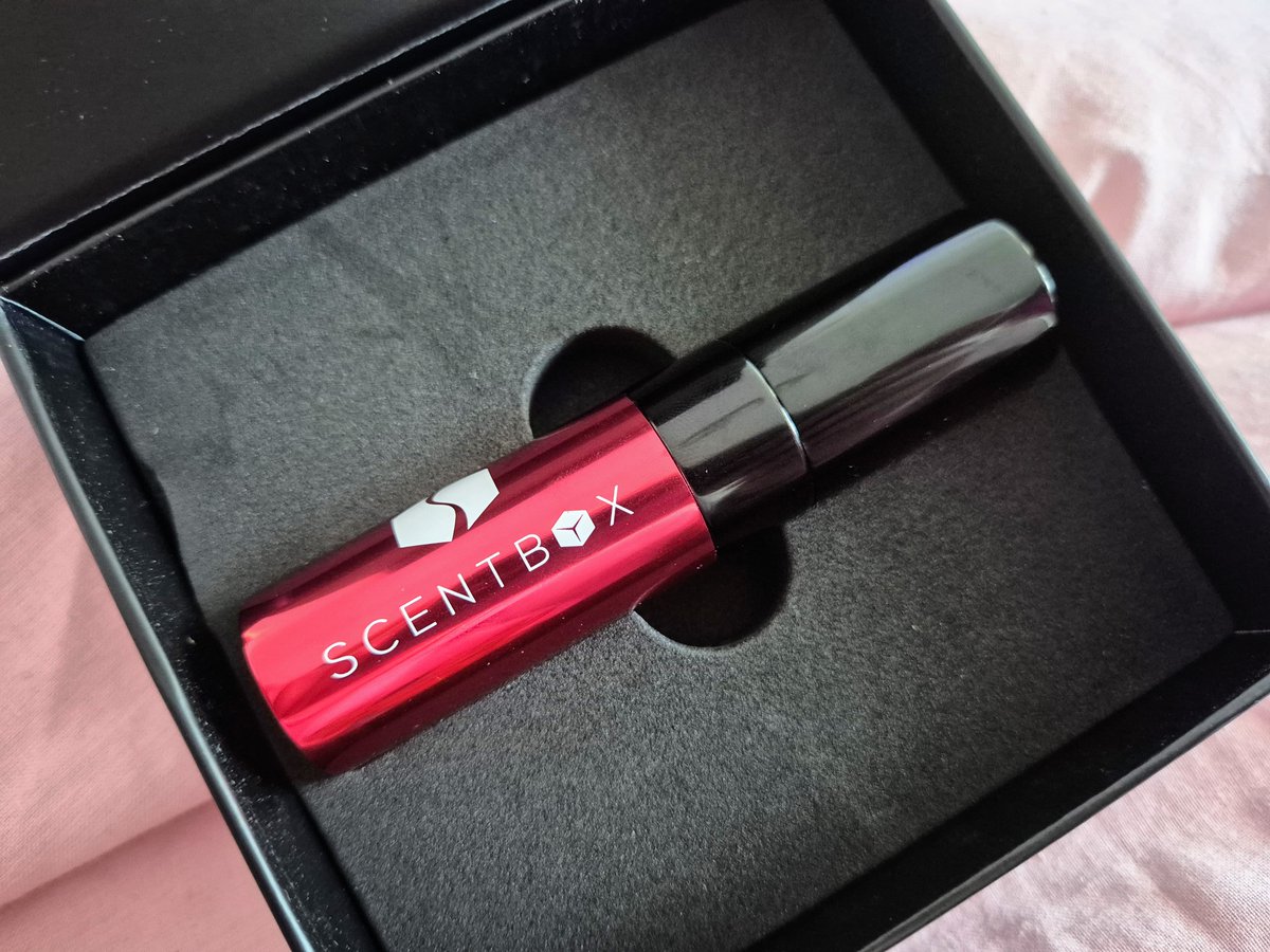 revertessence's tweet image. New post: Scent Box Perfume Review - A great way to sample perfumes 💕
moonlightmel.co.uk/2025/02/scent-…

#BloggersHutRT #bbloggers #bblogrt #theclqrt
@BloggersHut @BloggersTribe @_TeamBlogger #teamblogger #perfume @creedfragrances