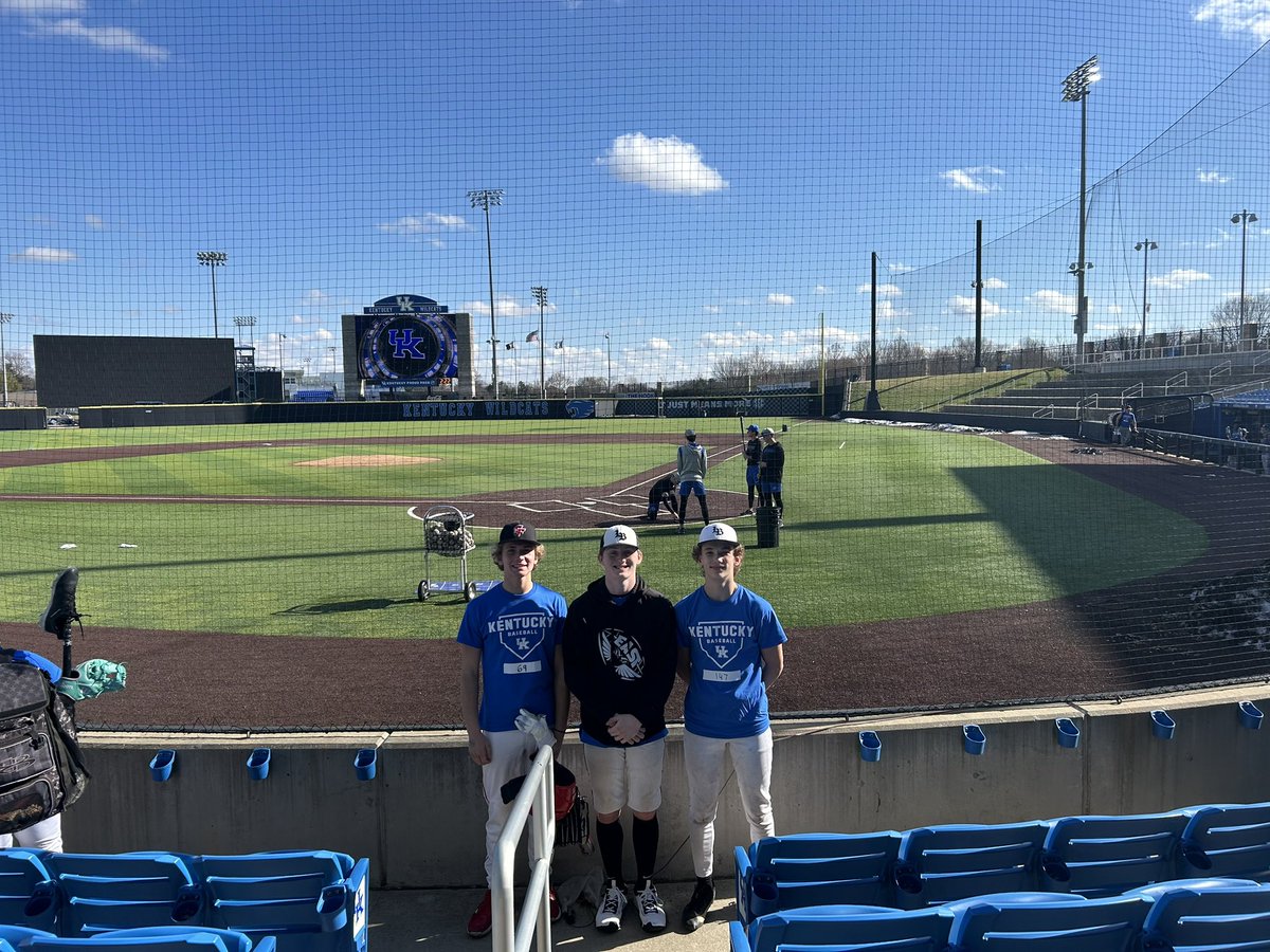 Had an awesome time today at <a href="/UKBaseball/">Kentucky Baseball</a>! Was able to compete with some of <a href="/CincyLegends27/">Legends Scout 2027</a> guys also! 
<a href="/Coach_Mingione/">Nick Mingione</a>