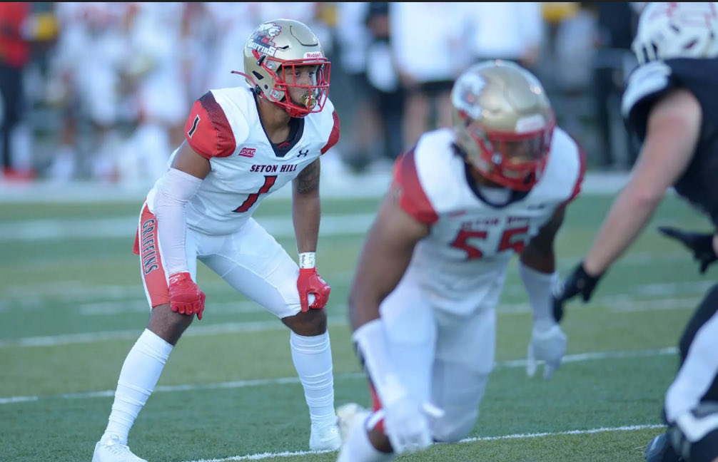 Carlos Teklu⭐️ (@teklucarlos) on Twitter photo #AGTG Blessed to receive an opportunity from Seton Hill University
<a href="/SHU_FBALL/">Seton Hill University Football</a> <a href="/CoachKevinMay/">Coach Kevin May</a> <a href="/Coach__spence11/">Coach Spence Jones</a> #AGTG Blessed to receive an opportunity from Seton Hill University
<a href="/SHU_FBALL/">Seton Hill University Football</a> <a href="/CoachKevinMay/">Coach Kevin May</a> <a href="/Coach__spence11/">Coach Spence Jones</a>