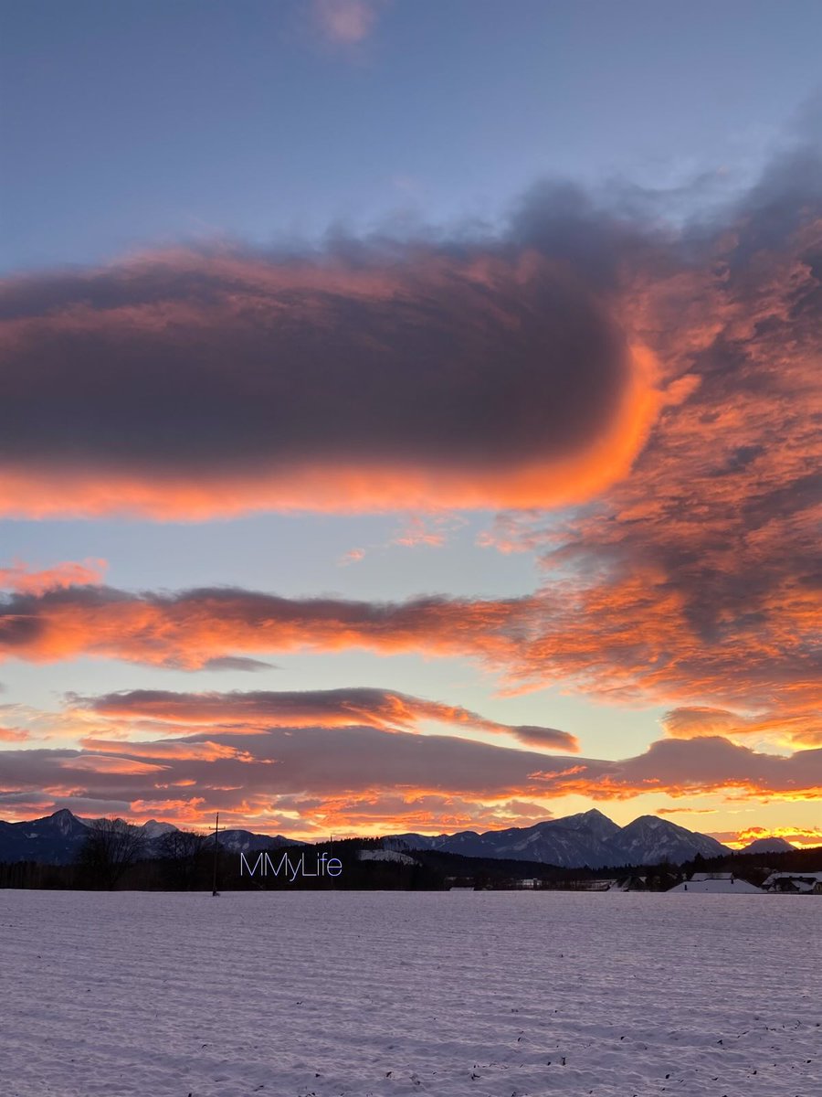 🍀MMyLife✨ (@manuelamravlak) on Twitter photo The big finale…🧡✨
#NaturePhotography #Carinthia #Austria 🇦🇹
#MountainLover #Karawanken 🏔️
#SundayFeeling #SundayBlessings 🫶
<a href="/StormHour/">#StormHour</a> <a href="/ThePhotoHour/">#ThePhotoHour</a> <a href="/SnowHour/">#SnowHour ⛄</a> 🌄❄️ The big finale…🧡✨
#NaturePhotography #Carinthia #Austria 🇦🇹
#MountainLover #Karawanken 🏔️
#SundayFeeling #SundayBlessings 🫶
<a href="/StormHour/">#StormHour</a> <a href="/ThePhotoHour/">#ThePhotoHour</a> <a href="/SnowHour/">#SnowHour ⛄</a> 🌄❄️