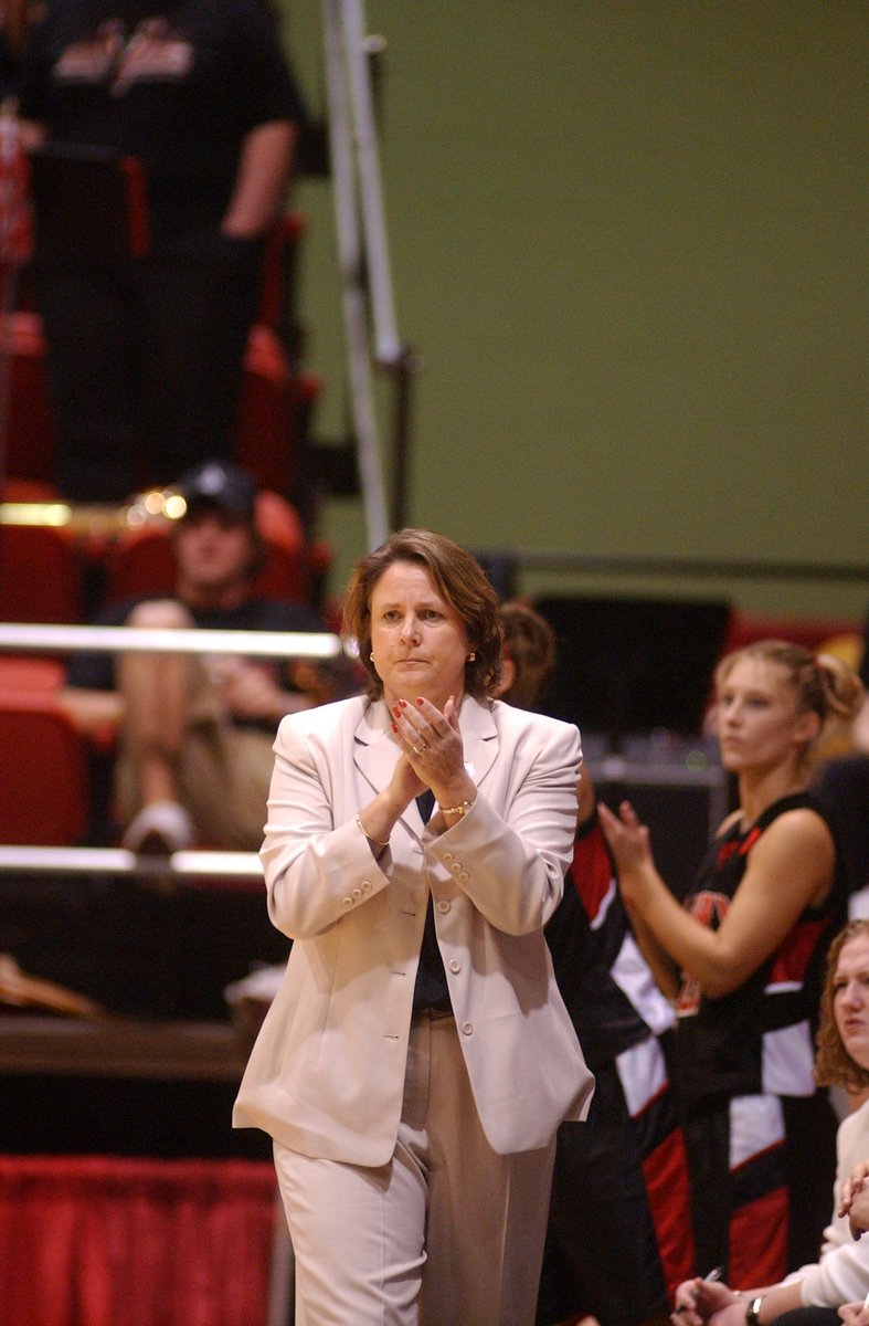 Missouri Sports Hall of Fame (@mosportshall) on Twitter photo We're celebrating longtime basketball coach Nyla Milleson, who led Glendale High School to the 1996 state title and the Drury Lady Panthers from 2000-2007 -- including an NCAA Division II national runner-up!
Her determination in the early 2000s built <a href="/drurypanthers/">Drury Panthers</a> women's We're celebrating longtime basketball coach Nyla Milleson, who led Glendale High School to the 1996 state title and the Drury Lady Panthers from 2000-2007 -- including an NCAA Division II national runner-up!
Her determination in the early 2000s built <a href="/drurypanthers/">Drury Panthers</a> women's
