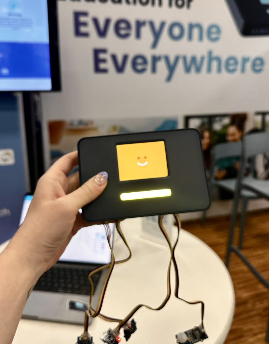 bluekit_tech's tweet photo. BlueKit when you stop at our booth 1354☺️ vs when you don’t stop😔 #EmotionFinder #TCEA #CreateWithBlueKit https://t.co/ScTpTTmjde