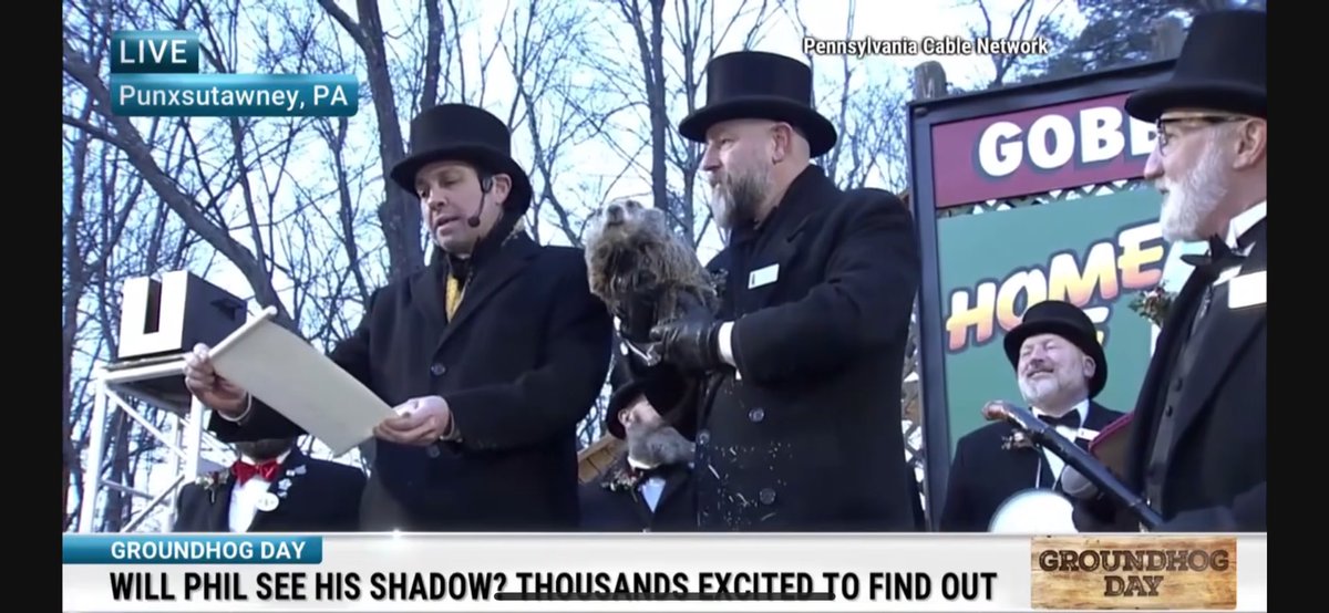 Meenan2Tweet's tweet photo. To my sister and Dad at ground zero in Punxsutawney!   6 more weeks… https://t.co/rZJhPOYaIH