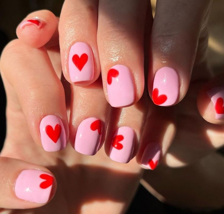 liIacdaisy's tweet photo. HELLO FEBRUARY https://t.co/wELpyNyRYX