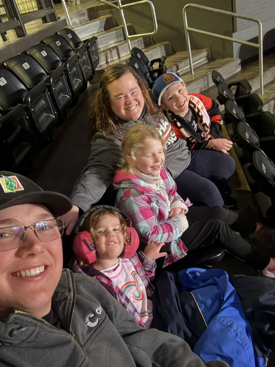 Jeremy3Walter's tweet photo. Let’s go Lancers! #TweetTheHeat https://t.co/5NSn1w37q3