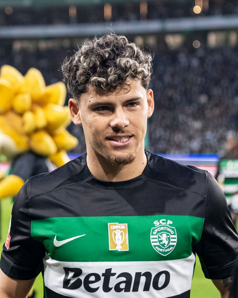 racadeleao_'s tweet image. Já podemos falar do quanto Maxi tem sido importante? No meio de tantas lesões, aproveitou a oportunidade e tem somado justamente titularidades. 
Raça, entrega e energia.
Hoje mais um grande jogo 👏🏻