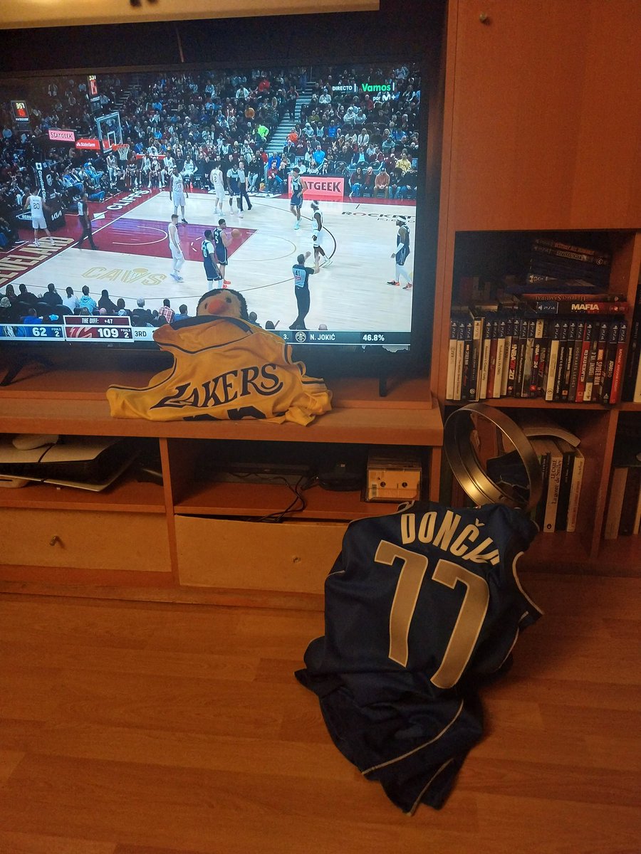 Elena Moreno tweet media