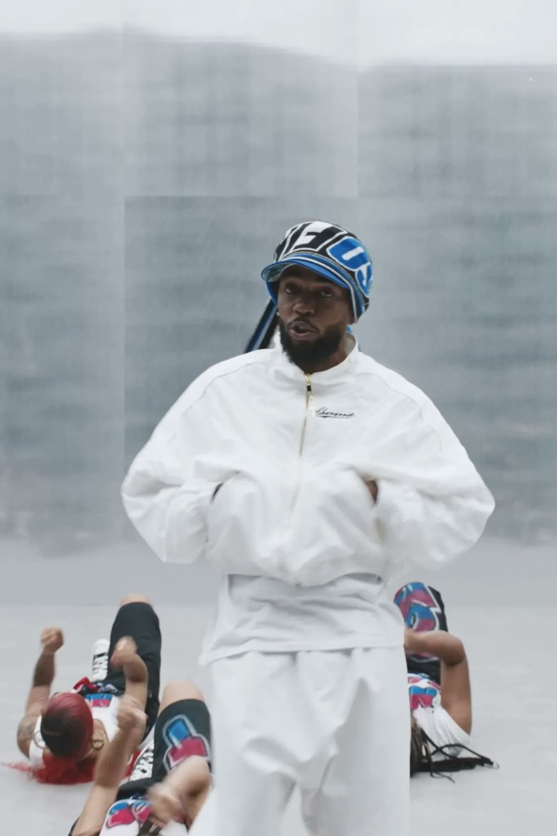 chartdata's tweet photo. #GRAMMYs Best Rap Performance Winner: Not Like Us by Kendrick Lamar https://t.co/3CCEQ1crLm