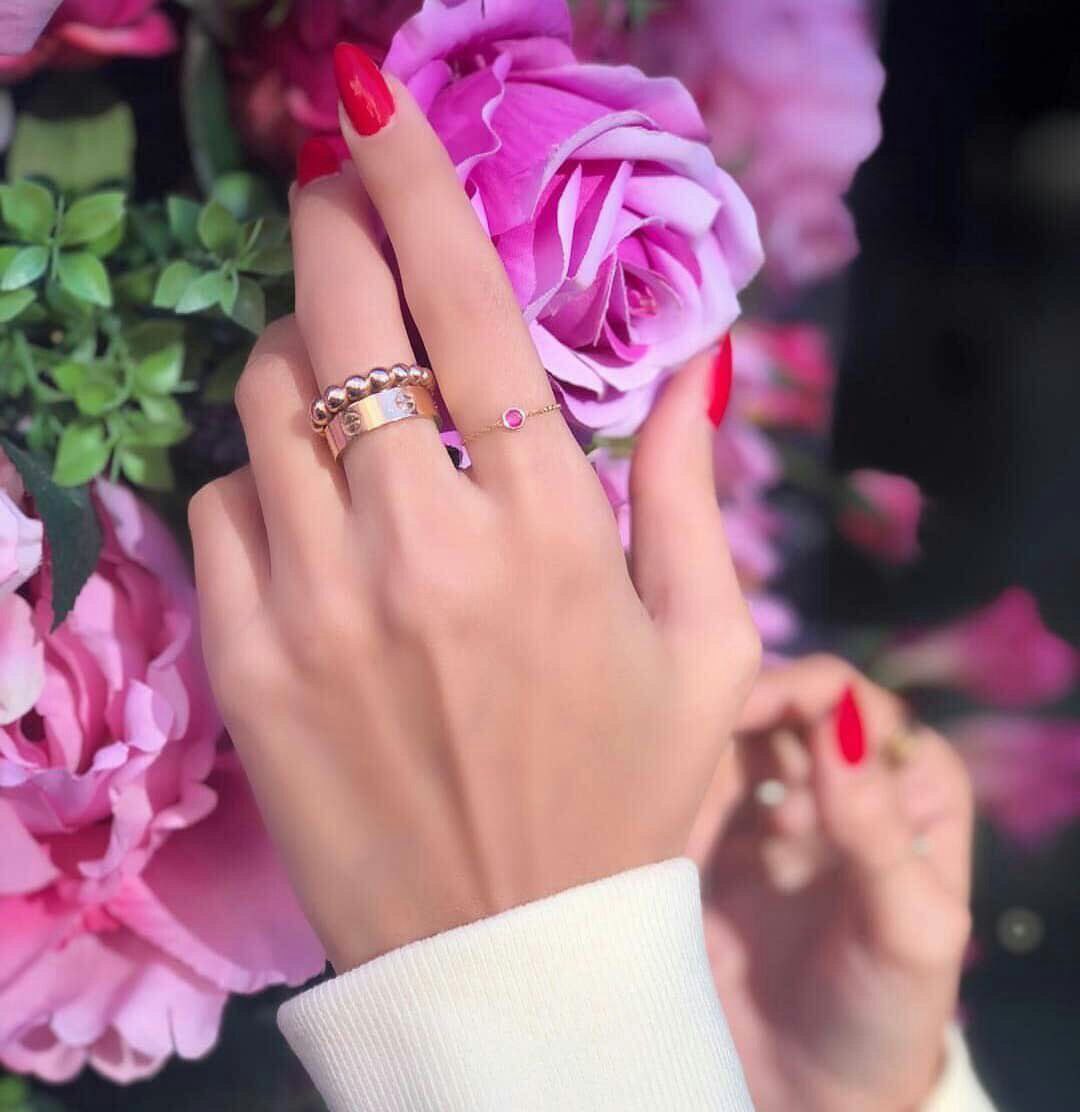 #صباح_الخير 
اللهُم أجعل صباحنا يحمل بشائر خيرك،
وأجعل لنا مع نسمات هذا الصباح رزقاً
وفرحاً وعافيه🌿🕊..