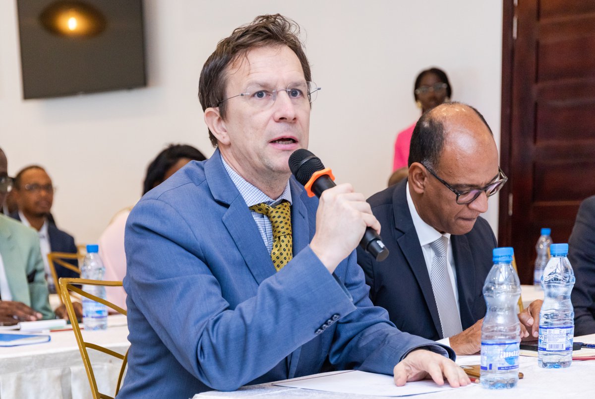 2️⃣ Partenariats pour l'accès au #financement dans le secteur des infrastructures
3️⃣ Investissements verts : financement de la #transitionverte
#GlobalGateway 
<a href="/EIB/">European Investment Bank</a> <a href="/AFD_France/">Agence Française de #Développement (AFD) 🇫🇷 🇪🇺</a> <a href="/Proparco/">Proparco</a> <a href="/EcobankG/">Ecobank Gabon</a> <a href="/MEP_Gabon/">Ministère de l’Économie et des Participations</a> <a href="/DoumbaMark/">Mark Alexandre Doumba</a> <a href="/GroupeEramet/">Eramet</a>