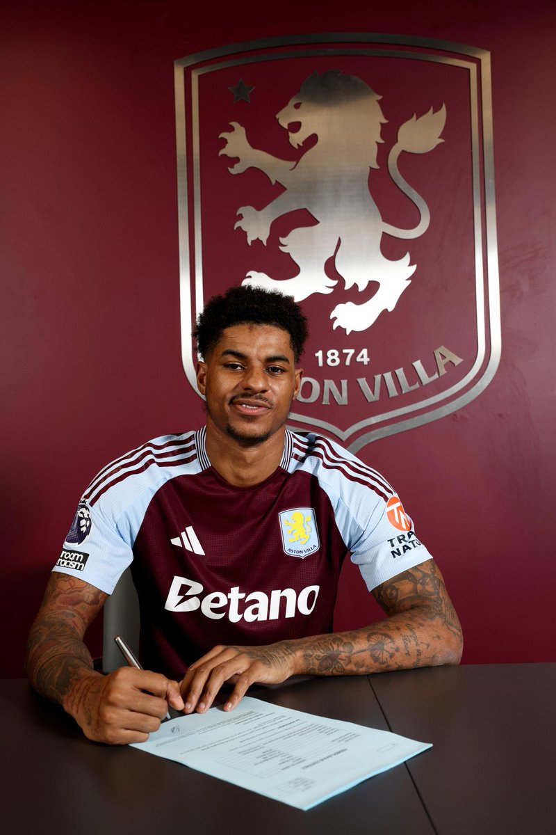 rashsfords's tweet image. yeah no one talk to me.