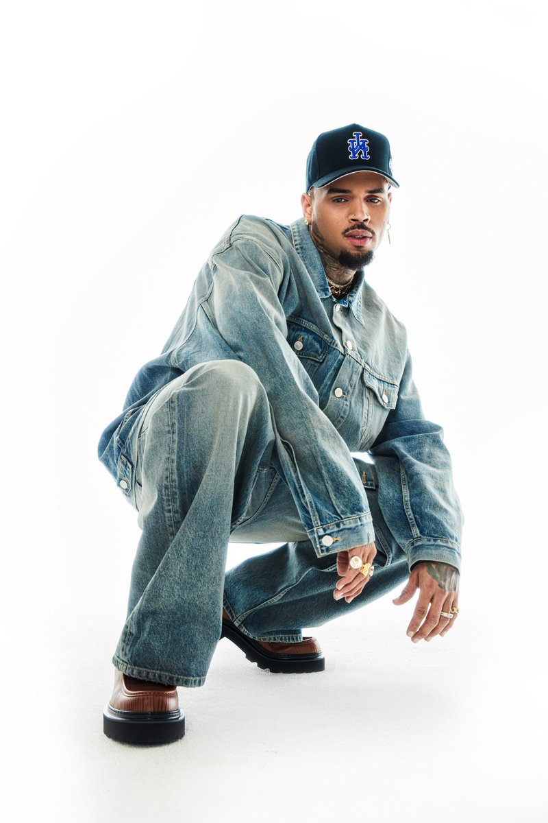 RapMais's tweet photo. CHRIS BROWN CONQUISTA GRAMMY NA CATEGORIA 'MELHOR ÁLBUM DE RNB' COM DISCO '11:11'!

Essa é apenas a segunda vez que Chris Brown conquista um Grammy https://t.co/Sozl4Gl3Z3