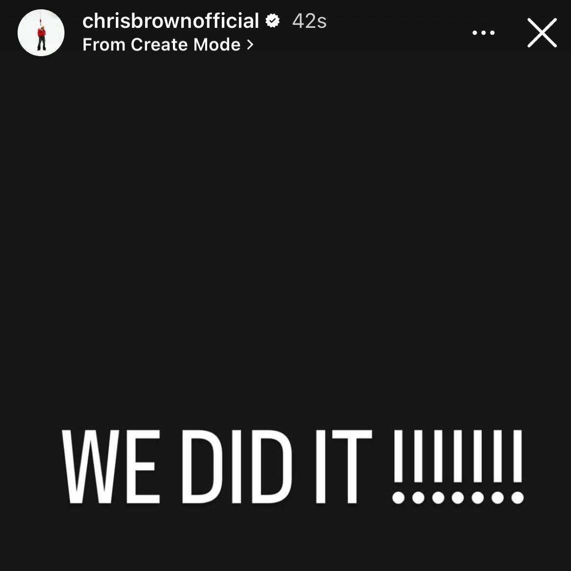 Chris Brown reacts to his win at the 2025 #GRAMMYs for “11:11” Best R&amp;B Album
