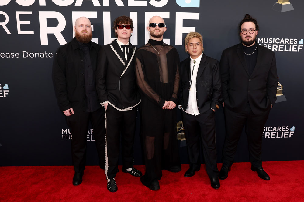 🔥 KNOCKED LOOSE on the #GRAMMYs red carpet