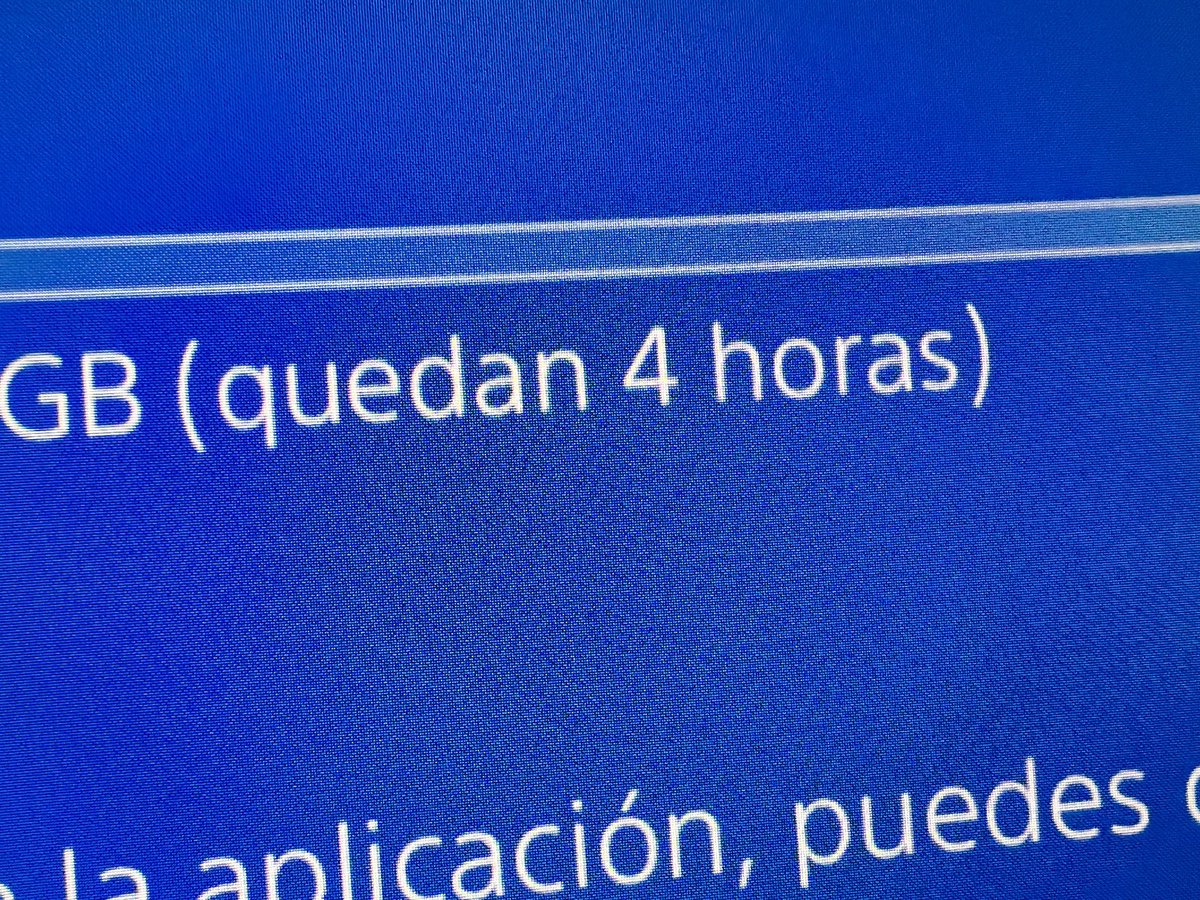 “Volver a mi PS4 y encontrarme con una descarga de 4 horas me hace apreciar lo increíblemente rápida que es la PS5. 😅