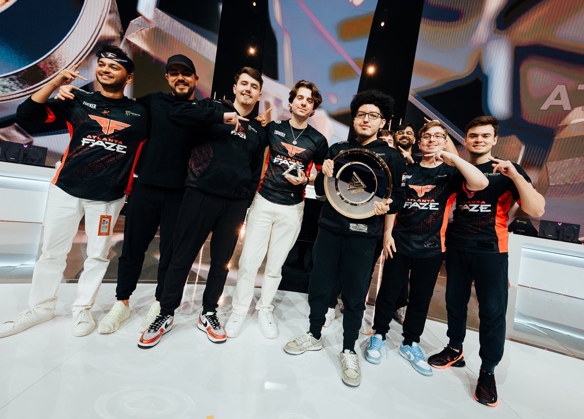 EWC_EN's tweet photo. This takes us back 🥹  

Congrats @ATLFaZe on your CDL Major I win! https://t.co/MQT0nJBY1g