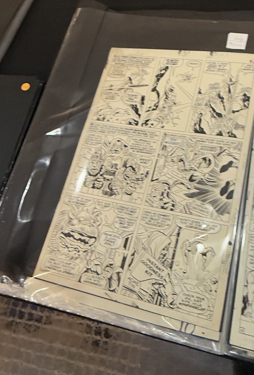 ParksAndCons's tweet photo. Original Jack Kirby art 😍#CalComicCon https://t.co/Mz4FxWue0P