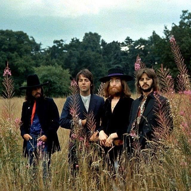 #GRAMMYs Best Rock Performance Winner: Now And Then by The Beatles