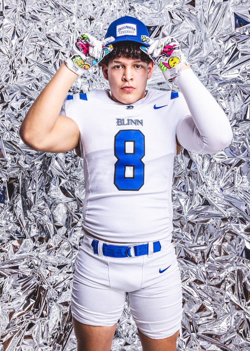 Blessed to announce my commitment to Blinn college <a href="/Coach_Clegg/">Coach Keafer Clegg</a> <a href="/Coach_Coats/">Kyle Coats</a> @CoachSandoval12 <a href="/CoachWide34/">DeMarcus Widemon</a> <a href="/TWCPFootball/">College Park Football</a>