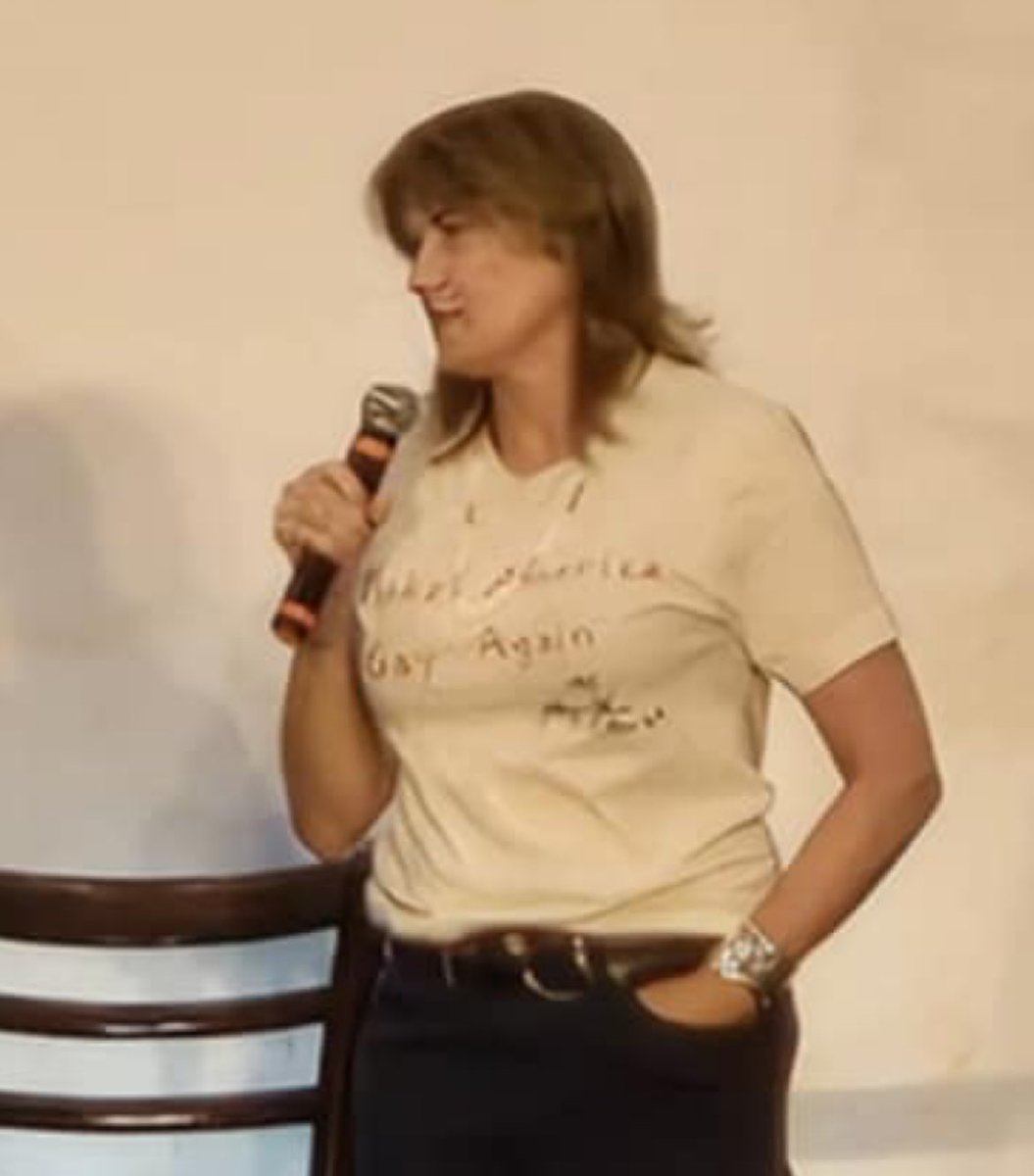 witchplague's tweet photo. just lucy lawless wearing a shirt that says “make america gay again” https://t.co/VTJ0t9fQFF