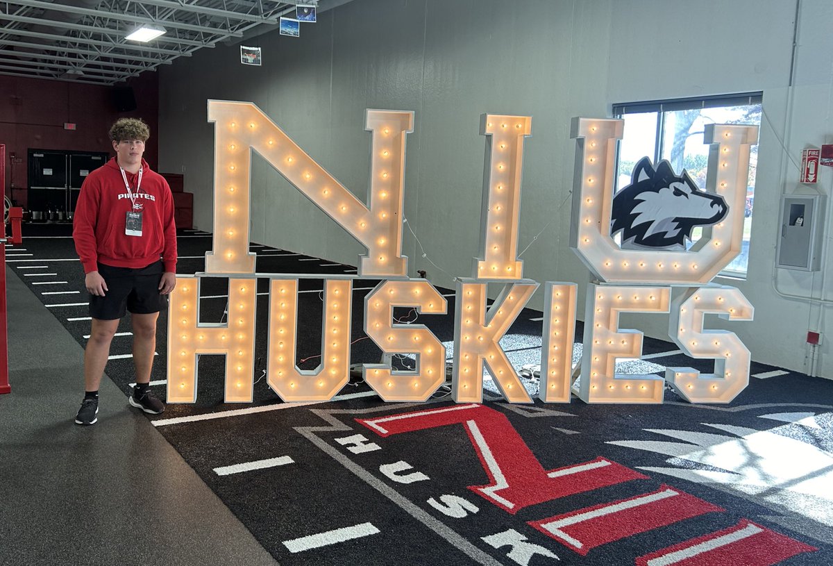 Tre Hoskins (@hoskinstre) on Twitter photo After a great junior day in Dekalb, IL
I am blessed to have received an offer from <a href="/NIU_Football/">NIU Football</a>.
<a href="/NIUCoachHammock/">Thomas Hammock</a> <a href="/CoachMooreNIU/">Travis D. Moore Sr.</a> <a href="/kai_ross21/">Coach Kai Ross</a> <a href="/robharley34/">Coach Harley</a> <a href="/JPRockMO/">JP Rock</a> <a href="/HannibalFootbal/">🏴☠️Hannibal Football 🏴☠️</a> After a great junior day in Dekalb, IL
I am blessed to have received an offer from <a href="/NIU_Football/">NIU Football</a>.
<a href="/NIUCoachHammock/">Thomas Hammock</a> <a href="/CoachMooreNIU/">Travis D. Moore Sr.</a> <a href="/kai_ross21/">Coach Kai Ross</a> <a href="/robharley34/">Coach Harley</a> <a href="/JPRockMO/">JP Rock</a> <a href="/HannibalFootbal/">🏴☠️Hannibal Football 🏴☠️</a>