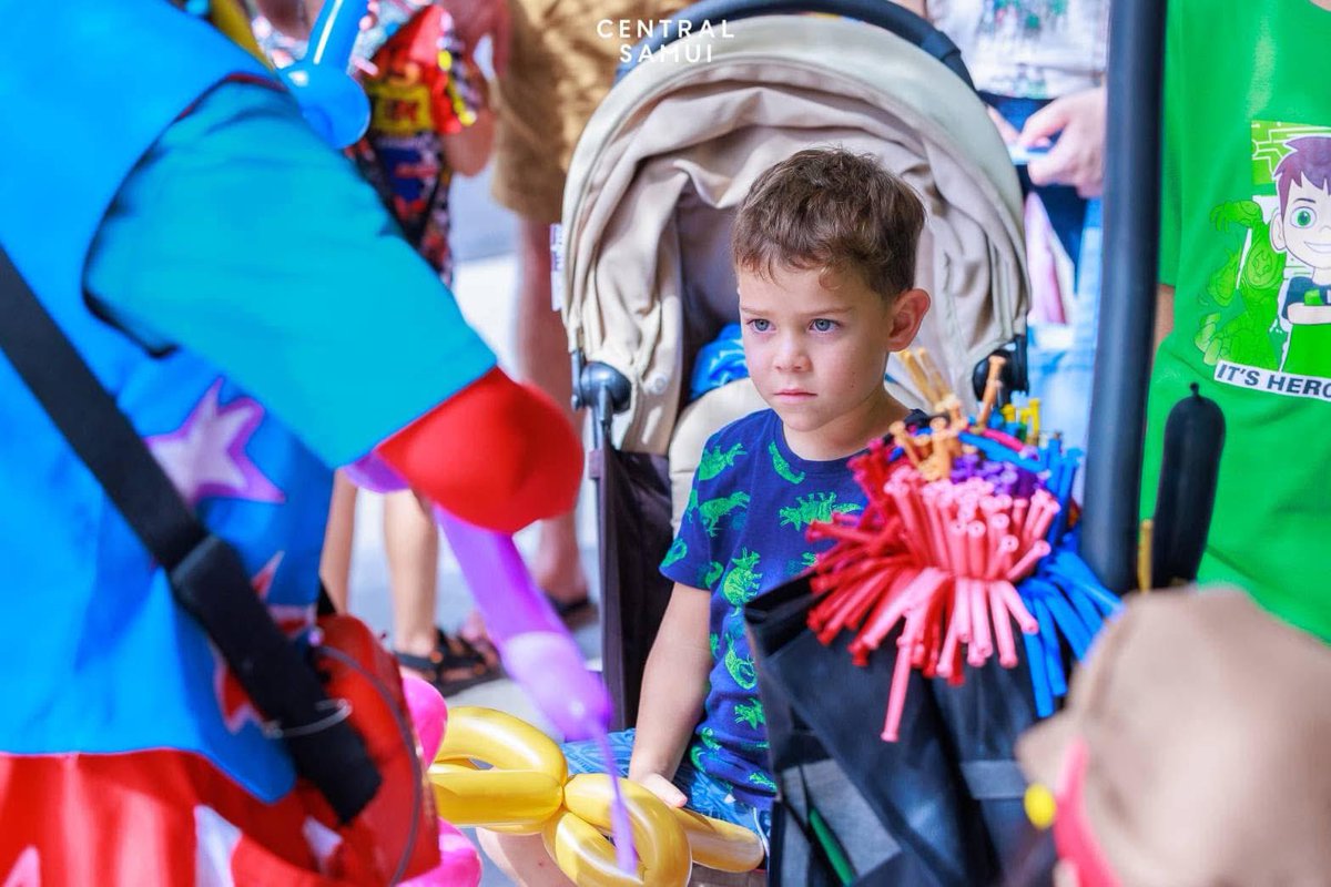CentralSamui's tweet photo. 🙇🏻‍♀️ Atmosphere of Kids Day 2025 and Kids Contest 💗🥰

#CentralPattana #CentralSamui #วันเด็ก2568 #CentralKidsDay #Samui https://t.co/4FEGDUiRyB