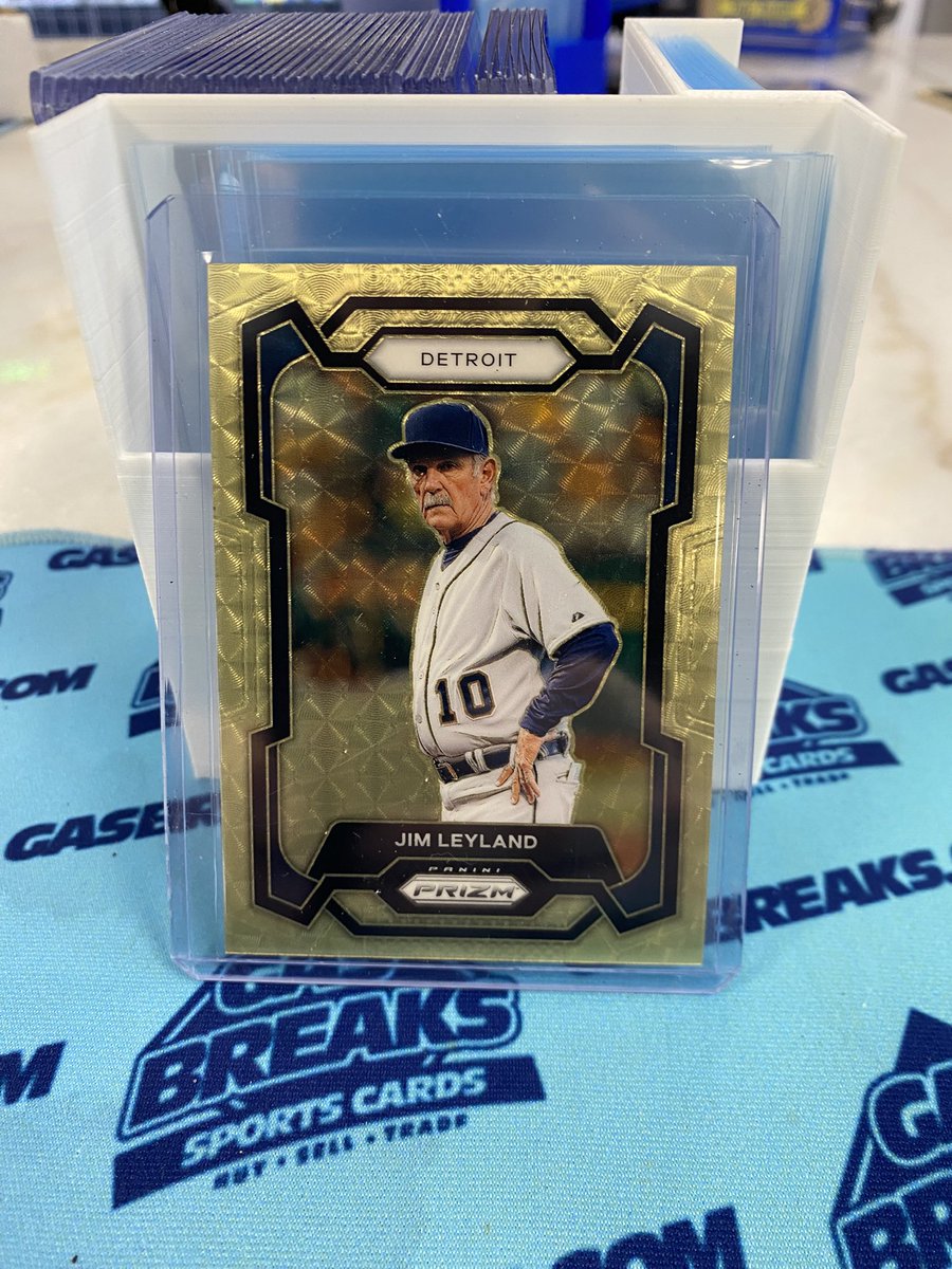 TheWat1734's tweet photo. Birthday 1/1 hit at the card shop by my daughter! Two birthdays in a row now hitting 1/1’s in shop! Looks like we have a new tradition! 😂😂 @CardPurchaser https://t.co/yggg6EiVCz