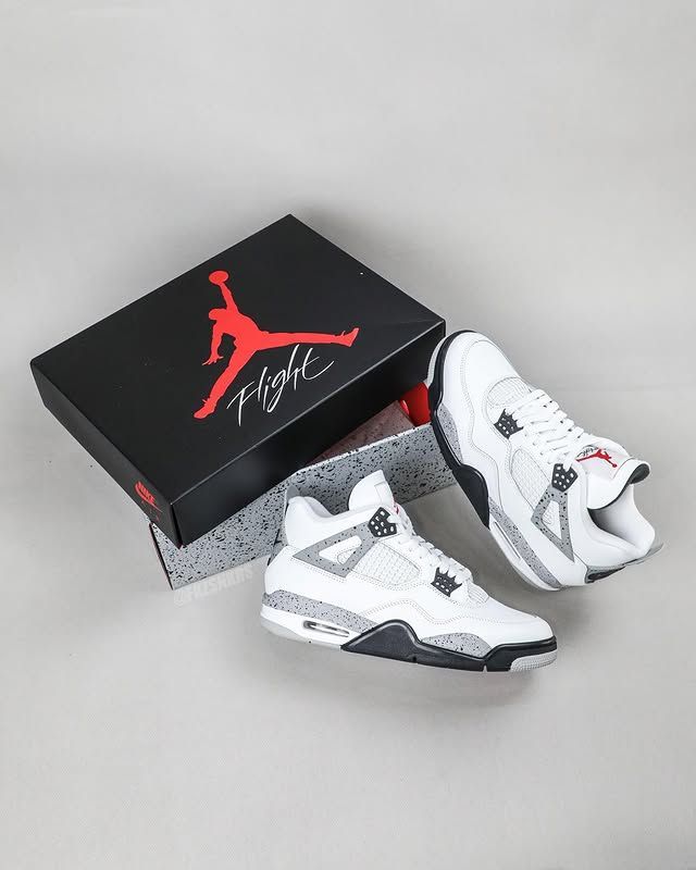 JustFreshKicks's tweet photo. The Air Jordan 4 OG "White Cement" Releases May 24th 🐘 https://t.co/497xe8Nz8J https://t.co/mZNRWl8jaC