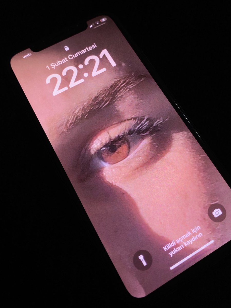 Yorgun görünüyorsun :/