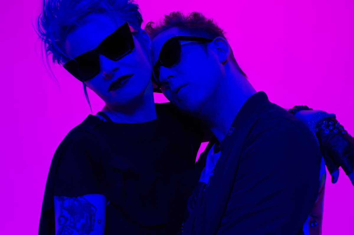 Aldora Britain Records (@theabrecords) on Twitter photo Issue 252 of the ABR e-zine is available now!
Bit.ly/aldorabritainrβ¦
Top pick interview with <a href="/strange__flesh/">Strange Flesh</a>!
Live spotlight with <a href="/electric6/">Electric Six</a> & <a href="/EnjoyableL/">Enjoyable Listens</a> at <a href="/O2AcademyLeic/">O2 Academy Leicester</a> with a special mention <a href="/vanityfairydust/">Vanity Fairy</a>!
The top 10 most influential records of the 1960s!
#AB252 Issue 252 of the ABR e-zine is available now!
Bit.ly/aldorabritainrβ¦
Top pick interview with <a href="/strange__flesh/">Strange Flesh</a>!
Live spotlight with <a href="/electric6/">Electric Six</a> & <a href="/EnjoyableL/">Enjoyable Listens</a> at <a href="/O2AcademyLeic/">O2 Academy Leicester</a> with a special mention <a href="/vanityfairydust/">Vanity Fairy</a>!
The top 10 most influential records of the 1960s!
#AB252