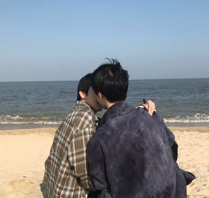 RebellioPride's tweet photo. Kyubok Shin

Reluctant with him at first, until he tamed me. I have loved him ever since, his my forever and always.

      @bakerboy6000 https://t.co/eeC7niHksF