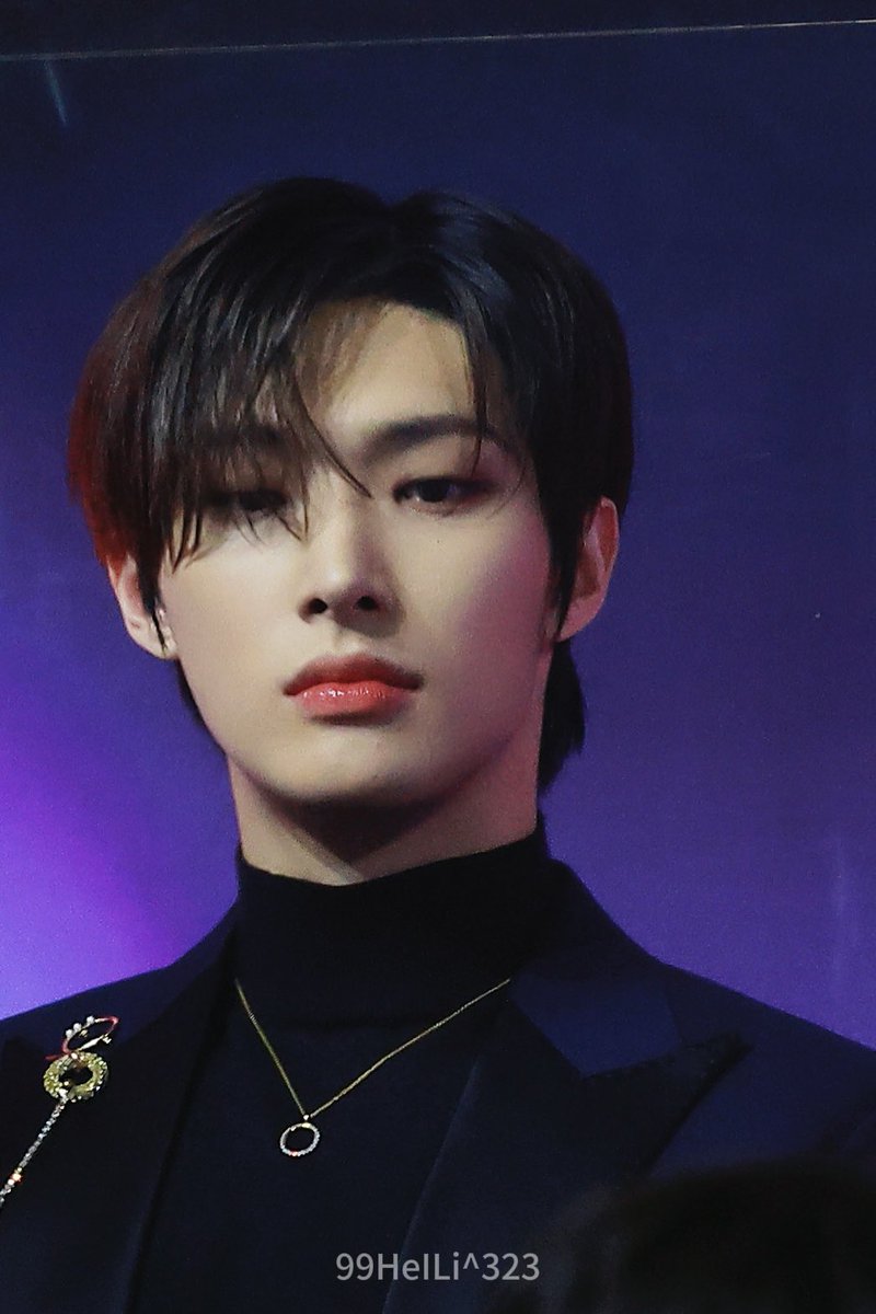 99HeILi_323's tweet photo. 241130 MMA 대기

왕자님

#에이티즈 #민기 #ateez #mingi #宋旼琦 https://t.co/3KA652DlvO