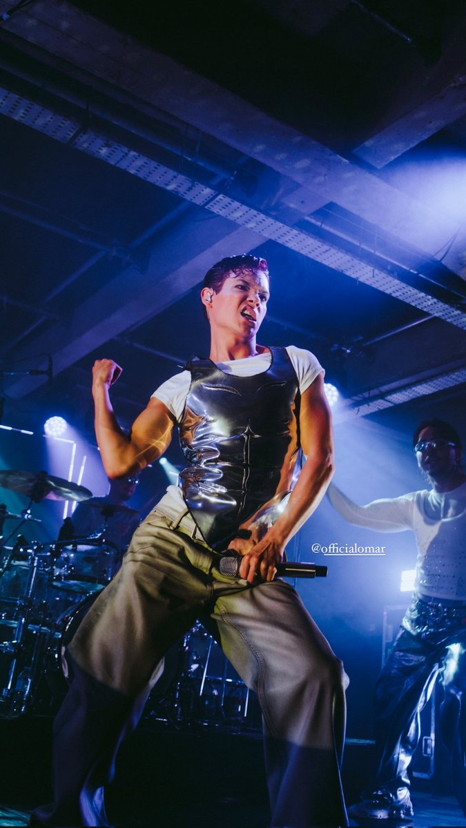 Omar Rudberg durante sua performance em Glasgow, primeiro show da ENF Tour. ✨️

📸 byuchechi