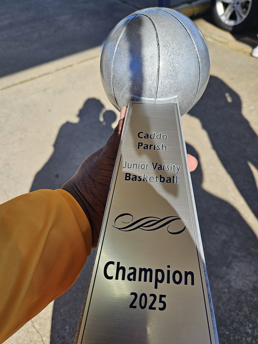 Official Captain Shreve Gators Boys Basketball tweet media