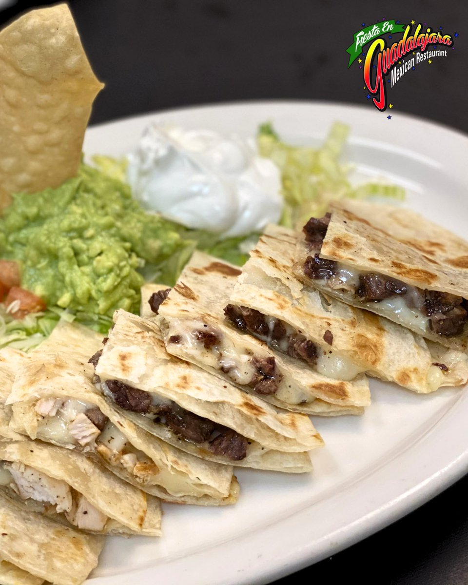 FiestaEnGuad's tweet photo. Join us at #FiestaEnGuadalajara for a whole party of delicious dishes, vibrant colors, and warm hospitality. 🤗 ¡Buen provecho para todos!

📍 3522 Irvington Blvd, Houston, TX 77009 https://t.co/qqRUpM9l2E