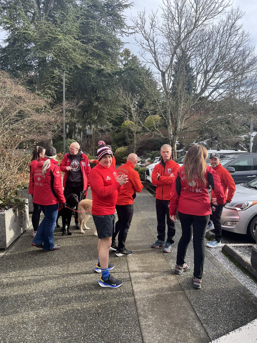 ChiefDuthie's tweet photo. The @wwrunbc team just stopped by @SaanichPolice on the their Sooke 2 Sidney run - a warmup to their island run starting on Feb 23 in Port Hardy. 8 runners, 8 days, 800 kms will raise funds to help trauma exposed professionals &amp; families on VI. Heroes helping heroes! #yyj https://t.co/QBzhIUgA5V