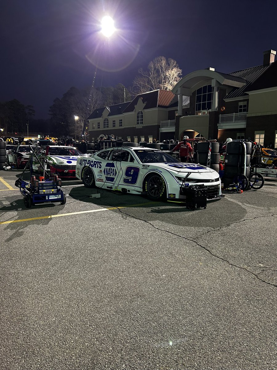 TampaTimms's tweet photo. ⚔️My official pick for the Clash tonight…
#NASCAR #DirtyMoDough https://t.co/7ArPj8NS7C
