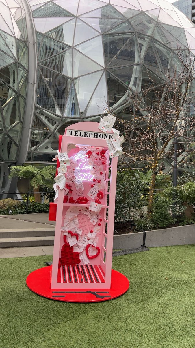 sweetrowena found #cubiecoin in a White vault at this location! Join me playing #cubieverse, It's awesome!   #5146798