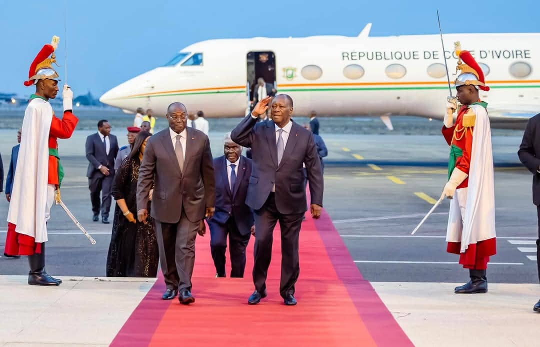pkouhon's tweet photo. Akwaba Président. 
Après un séjour en France, le président Alassane Ouattara est rentré ce dimanche 2 février 2025 à Abidjan. Et dire que Octobre 2025, c'est maintenant ! https://t.co/N9avD1yVEc
