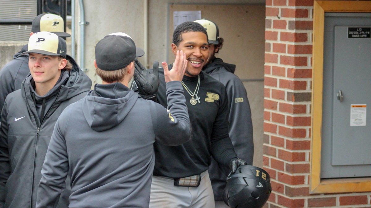 💥 <a href="/CJRichmond9/">CJ Richmond</a> hit a Tank (what new!?!?).

So did <a href="/Brandon_Rogers8/">BR</a>, BTW. #BoilerUp 🚀