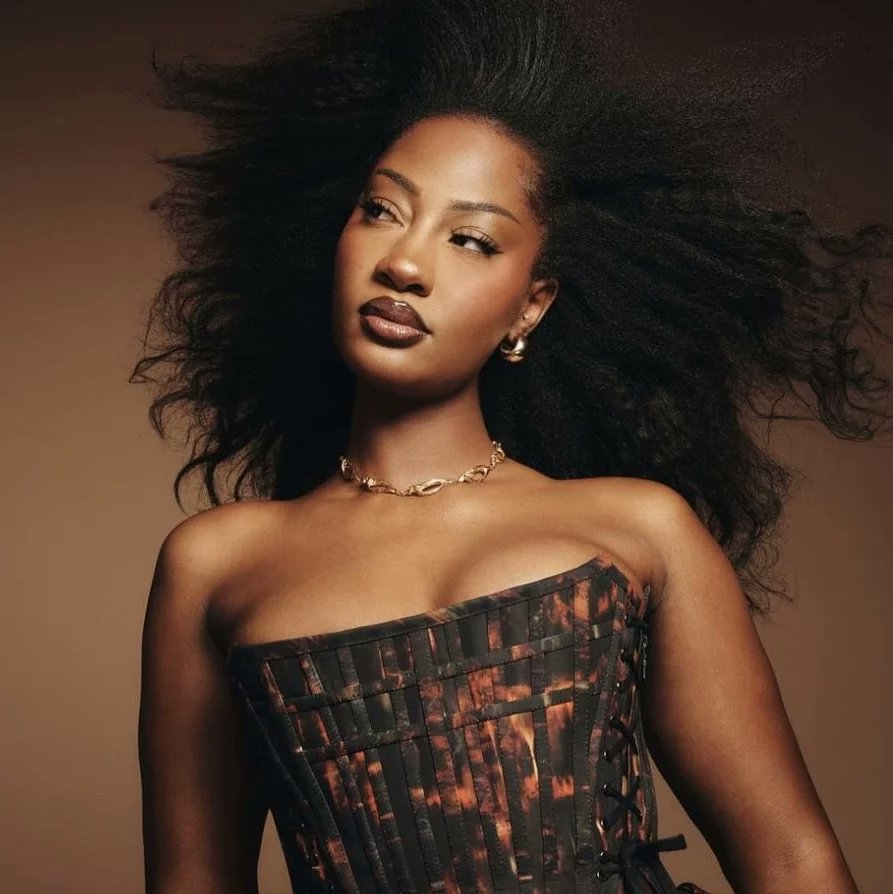 chartdata's tweet image. Tems is now a 2x #GRAMMYs winner.