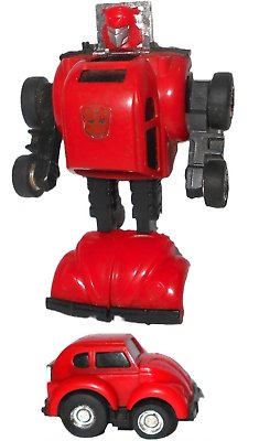 MotoristMayhem's tweet image. This is 100% G1 Stinger, and you can't convince me otherwise

The same way red diaclone mirage should be Dino