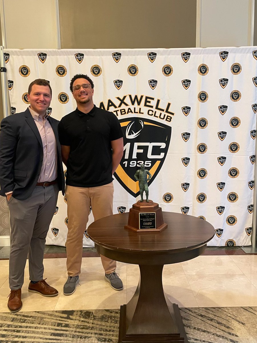 Cherry Hill East Football (@che_fball) on Twitter photo Congratulations to Jaxson Bowman on winning a Mini-Maxwell award 🔥💪🏻
He was honored today amongst some of the best student-athletes in NJ, PA, & DE for his athletic & academic achievement!
#HardWorkPaysOff 🔴⚪️⚫️
<a href="/JaxsonBowman/">Jaxson Bowman</a> <a href="/MaxwellFootball/">Maxwell Football</a> Congratulations to Jaxson Bowman on winning a Mini-Maxwell award 🔥💪🏻
He was honored today amongst some of the best student-athletes in NJ, PA, & DE for his athletic & academic achievement!
#HardWorkPaysOff 🔴⚪️⚫️
<a href="/JaxsonBowman/">Jaxson Bowman</a> <a href="/MaxwellFootball/">Maxwell Football</a>