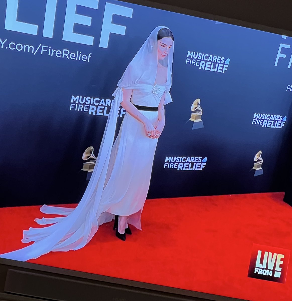 Flawless 👸🏻 <a href="/gracieabrams/">Gracie Abrams</a> 

#Grammys