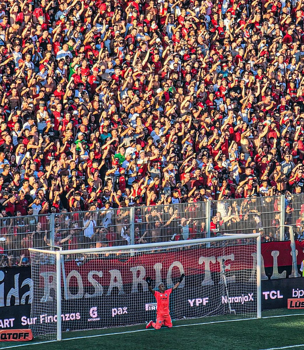 🇨🇷 Deportivo Saprissa
🇪🇸 Albacete
🇪🇸 Levante
🇪🇸 Real Madrid
🇫🇷 París Saint-Germain
🏴󠁧󠁢󠁥󠁮󠁧󠁿 Nottingham Forest
🇦🇷 Newell's 🆕️

Debut para Keylor Navas en el fútbol argentino. Bienvenido.