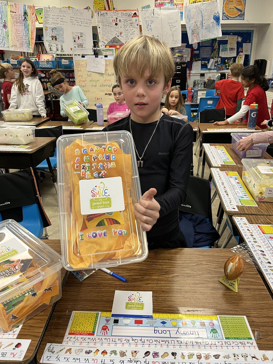 Debbie Booz tweet media