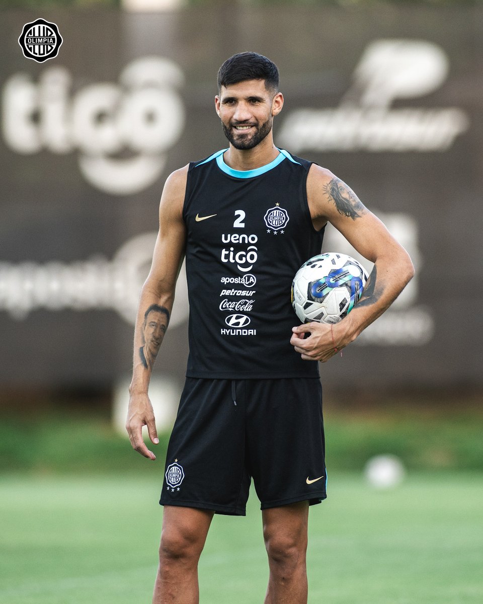 Club Olimpia tweet media