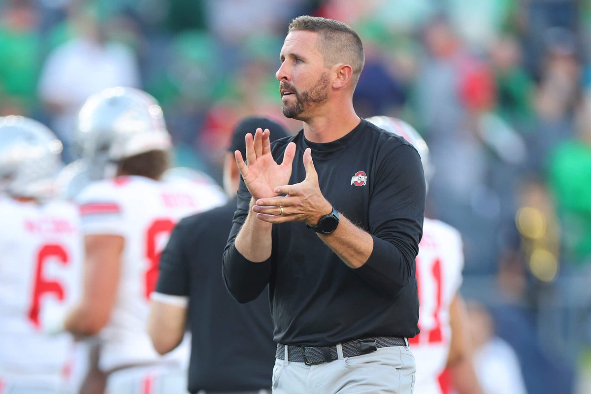 TheSG_Content's tweet photo. It’s time to hand over the offensive playcalling duties to Brian Hartline. https://t.co/9fG5tFPrFd