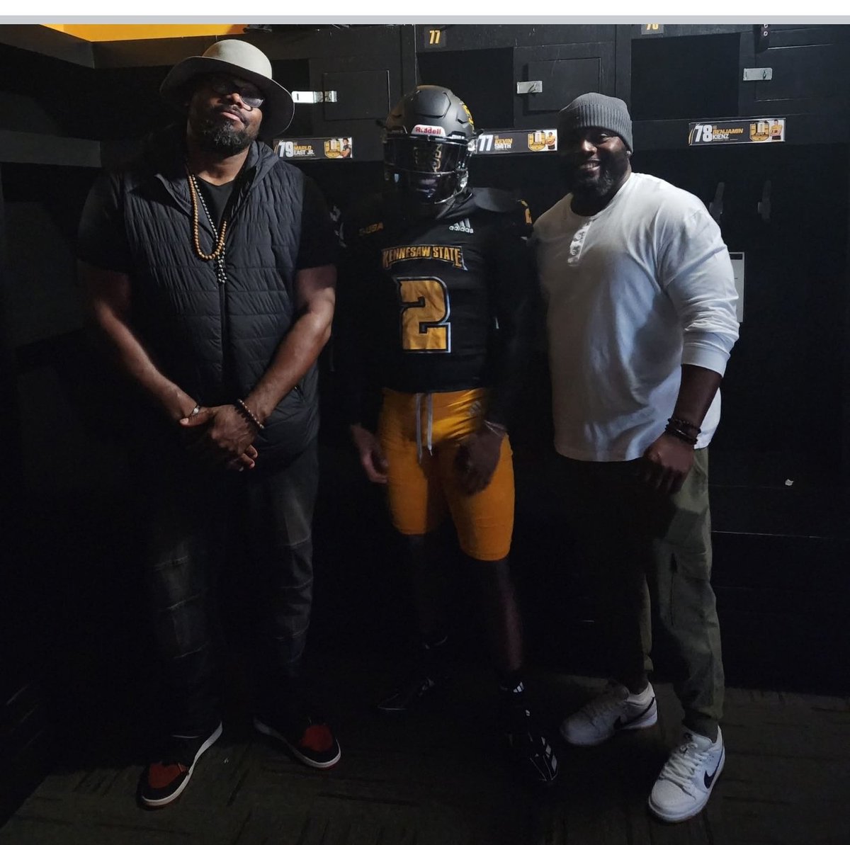 I'm so happy for <a href="/JoshuaUT_24/">Joshua Ulrich-Troupe</a> and his family. This weekend, he committed KSU. <a href="/CoachMack_KSU/">CoachMack_KSU</a>, thank you for trusting my evaluation on this Hidden Gem 

<a href="/RecruitNE_GA/">RecruitNE_GA</a> 📈